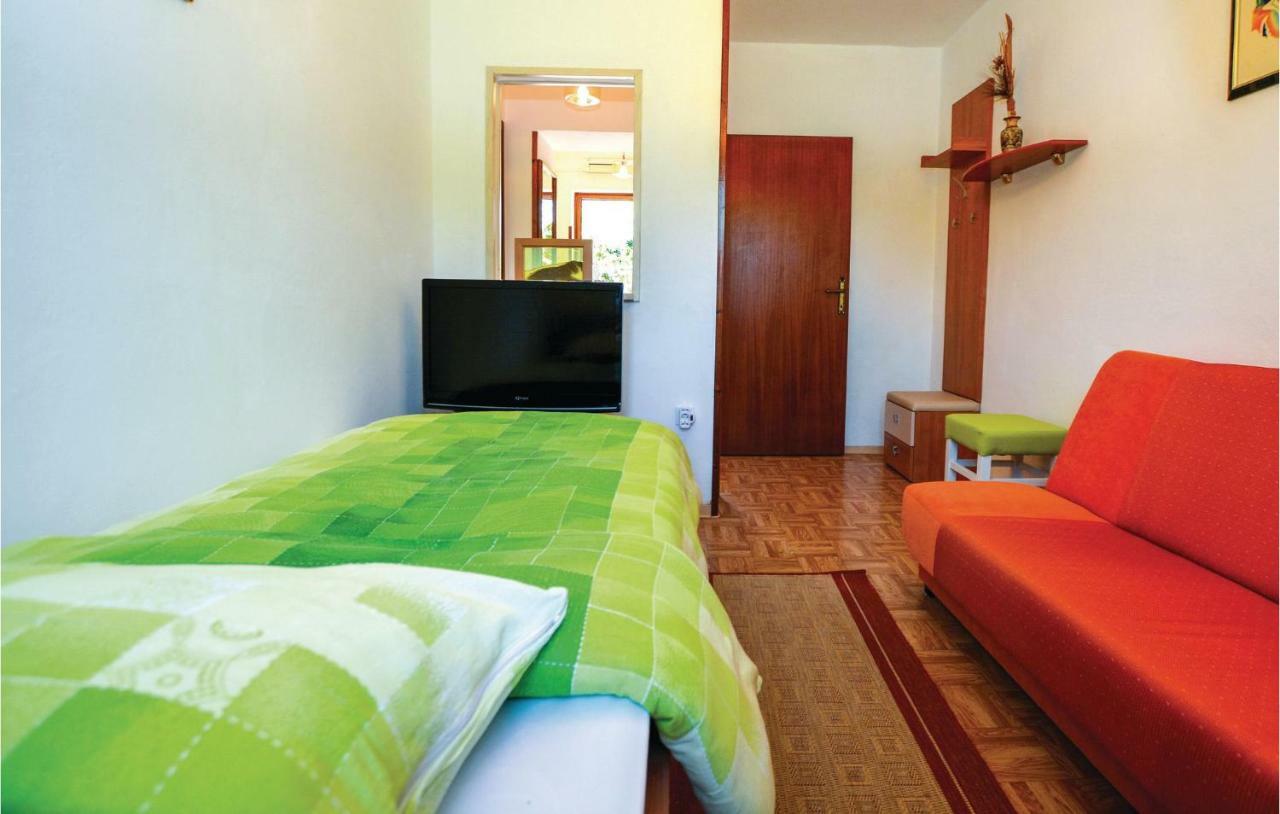 2 Bedroom Awesome Apartment In Portorož Exteriér fotografie